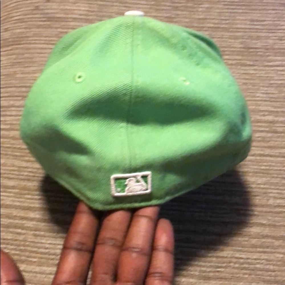 Hat - Picture 3 of 7